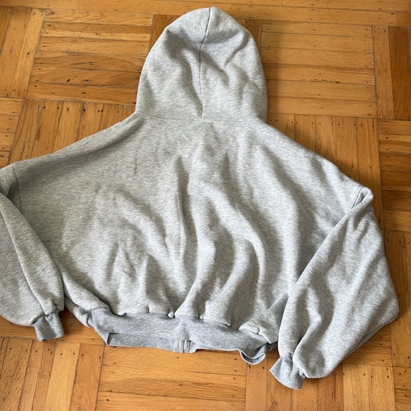 Blogilates marshmallow oversized Gray Zip-Up Hoodie - Picture 7 of 7